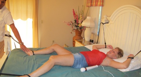 lingerie da cameriera sexyxxx img